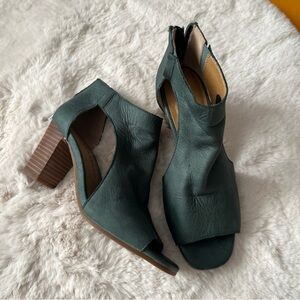 🎈soldE🎈Lucky Brand leather ankle sandals